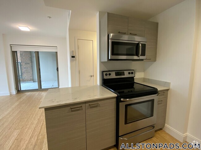 Building Photo - 40 Malvern St Unit 202 Rental