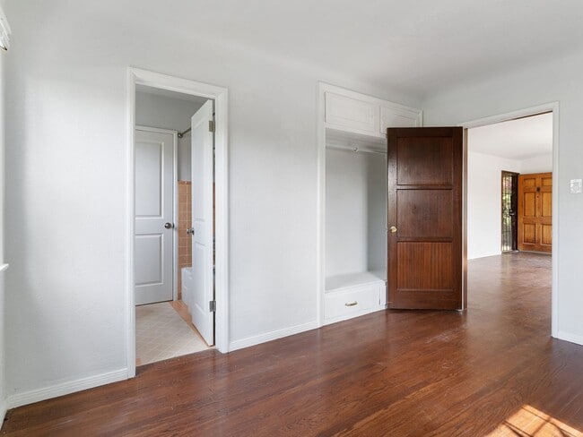 Photo - 801 St Louis Ave Unit 801