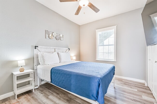 Building Photo - 2727 Avenue K