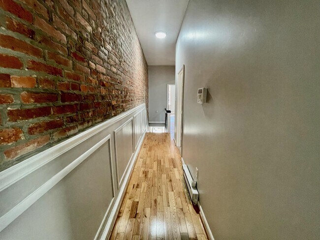 1323 W Butler St Unit 2nd Floor