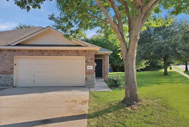 Building Photo - 1427 Piedmont Dr Rental