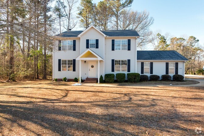 Building Photo - **AVAILABLE NOW!** West Side Athens 4/2.5 Rental