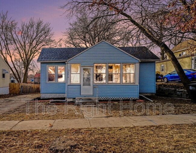 Building Photo - 5819 Grant St