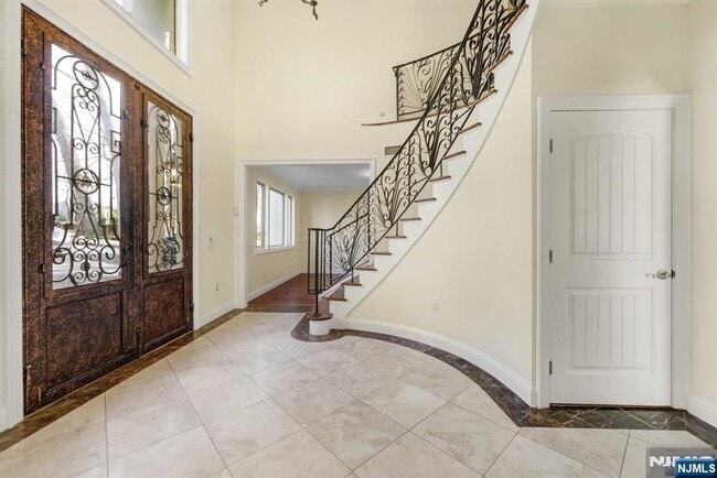 831 Pascack Rd