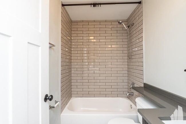 Photo - 0 bedroom in Highland Park IL 60035 Unit 107