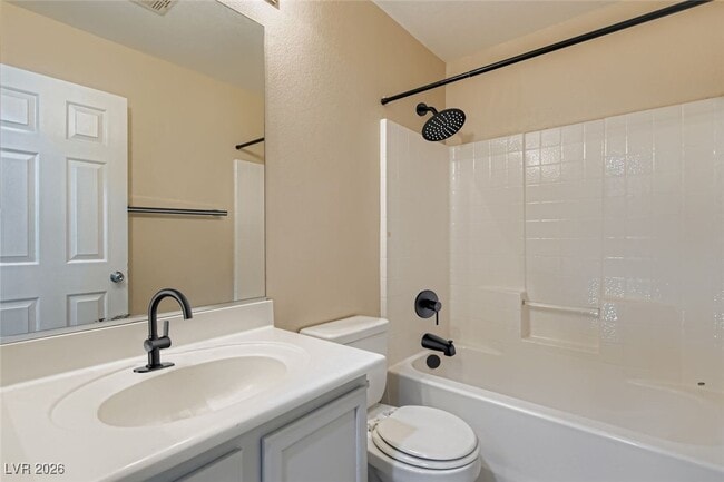 Building Photo - 5986 Ambleshire Ave