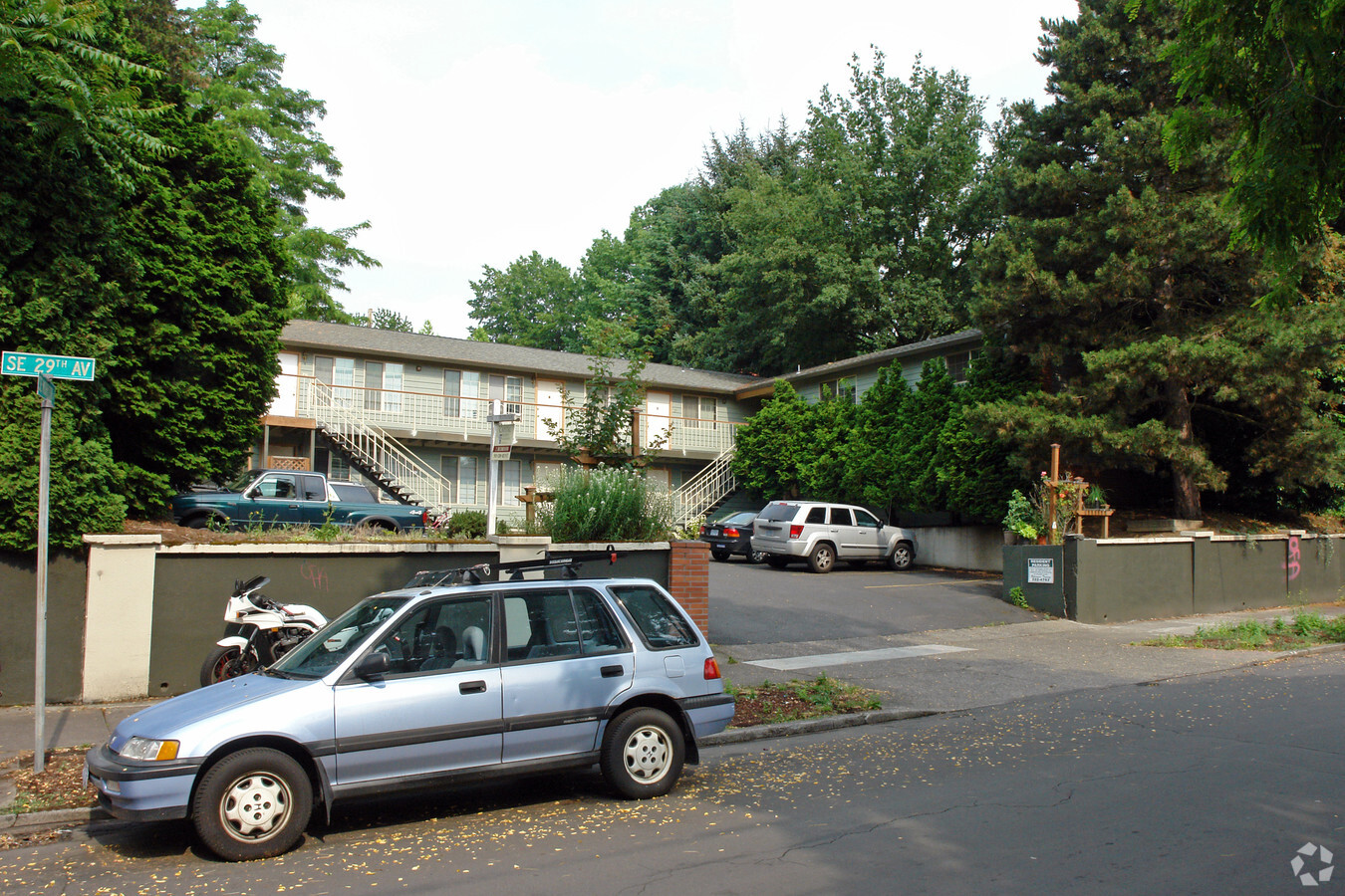 Belmont Terrace Apartments - Belmont Terrace Apartments