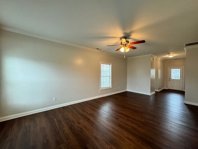 Photo - Beautiful 4 Bedroom in Kearney Ridge