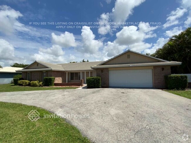 Building Photo - 232 Gleneagles Dr Rental