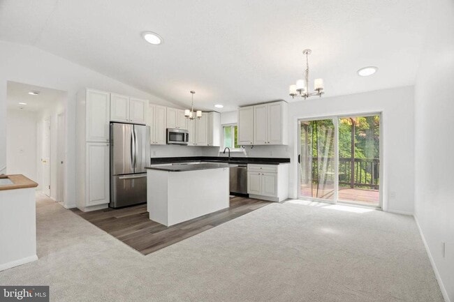 Photo - 131 Lee Dr
