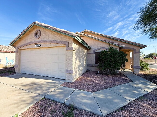 Building Photo - Well-maintained single-story home in the desirable Ashton Ranch community of Surprise.