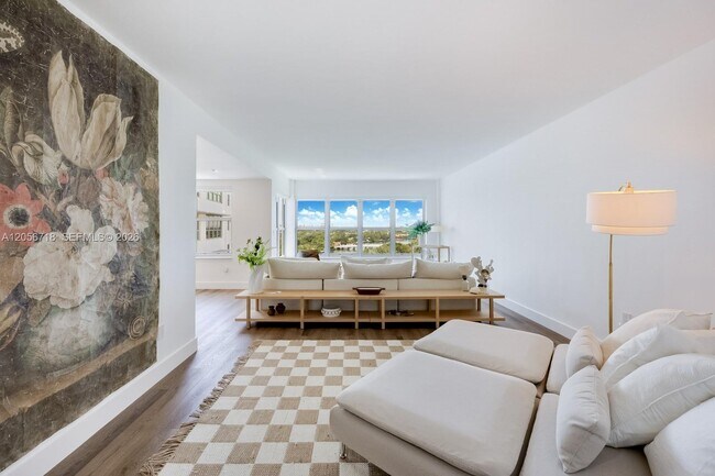 9102 W Bay Harbor Dr Unit 10-B