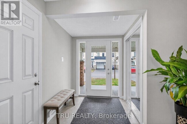 Photo - 100 Ballinora Ln.