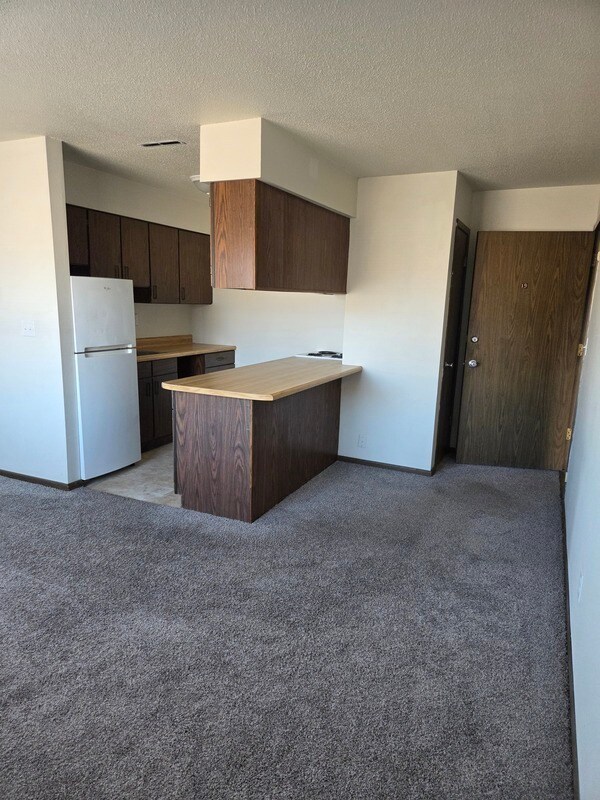 Photo - 980 Eisenhower Rd Unit 19