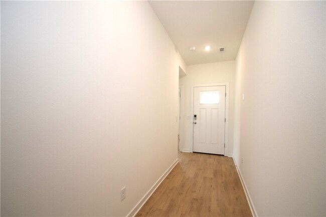 Photo - 572 Colorado St