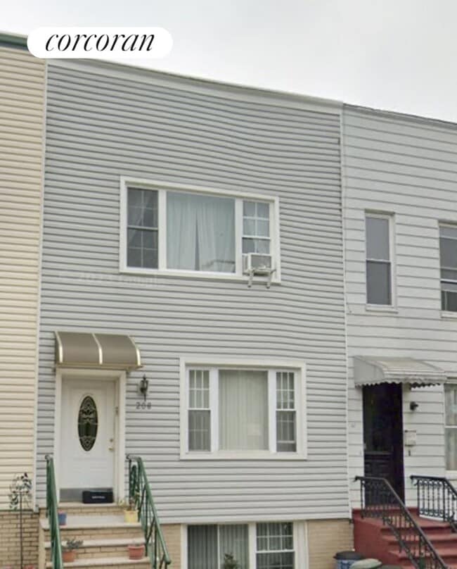 Photo - 208 31st St Apartment