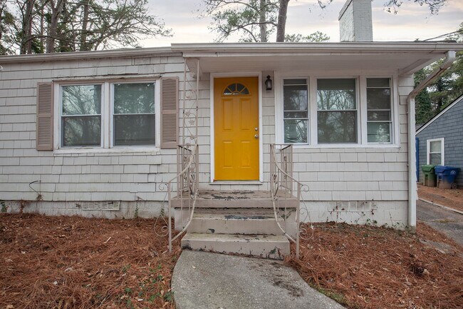 Photo - Spacious 3bd/2ba w/ Large Backyard & Close to ATL Beltline!