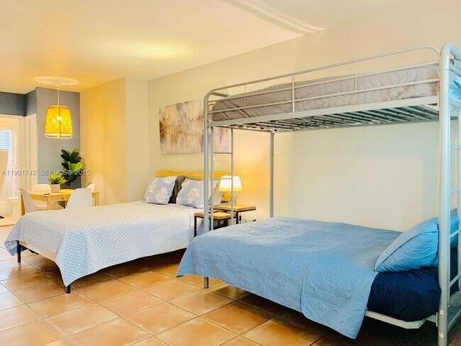 Photo - 825 Euclid Ave Unit 3