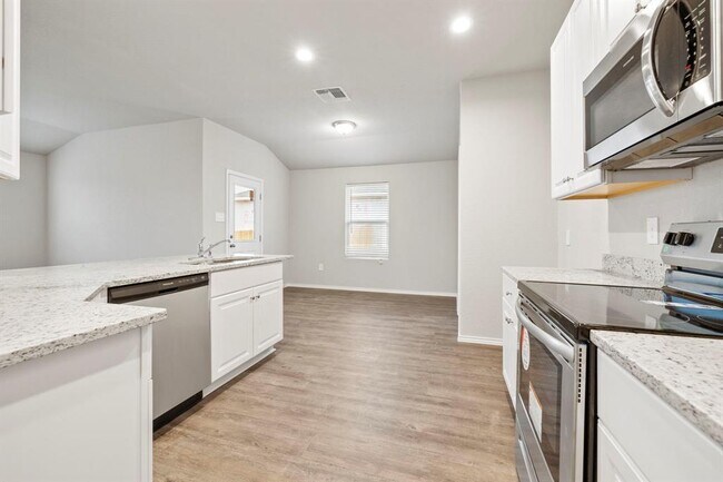 Photo - 3209 Ridge Pl