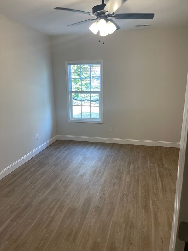 Photo - 155 Megan Ct Unidad 105