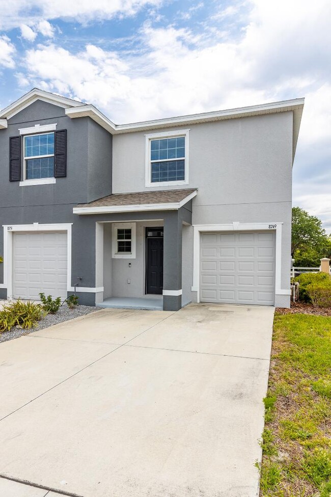 Photo - 8749 Falling Blue Pl