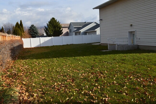 Photo - Huge Orem Home in Great Location