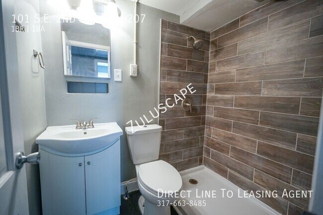 Photo - 101 SE 2nd St Unidad 207