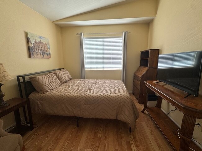 Photo - 2537 Knightbridge Dr