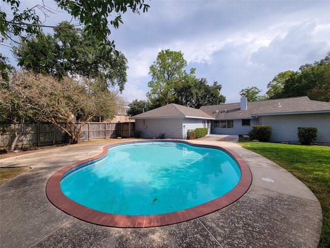 Photo - 5402 Ariel St