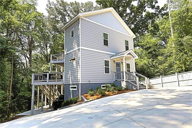 Building Photo - 2125 Clay Rd SW Rental