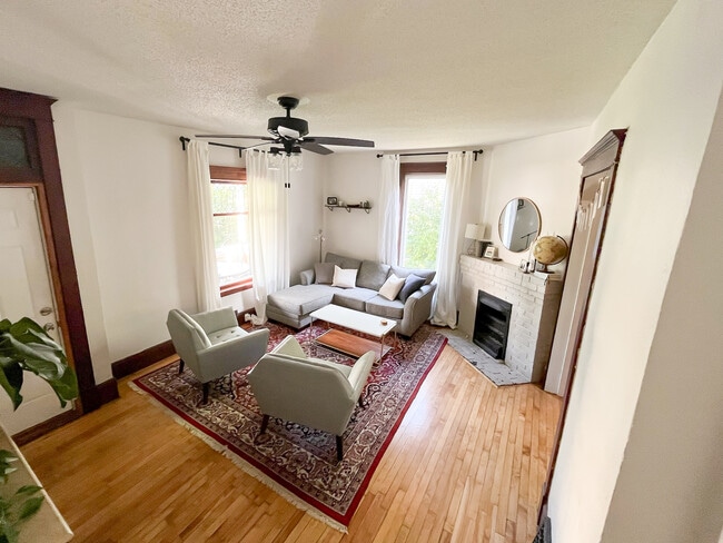 Building Photo - 3148 Columbus Ave Unit 1