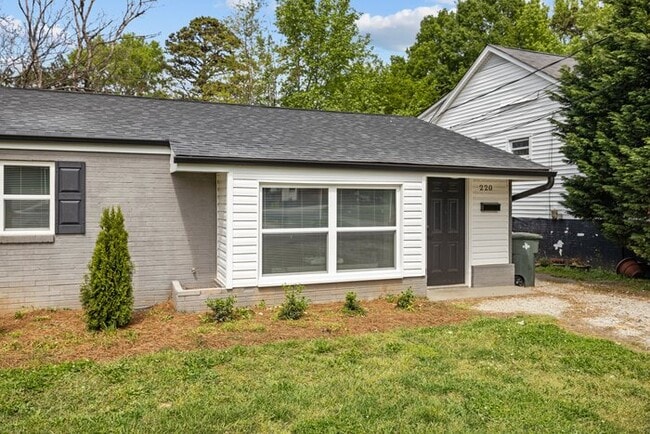 220 Fairson Ave