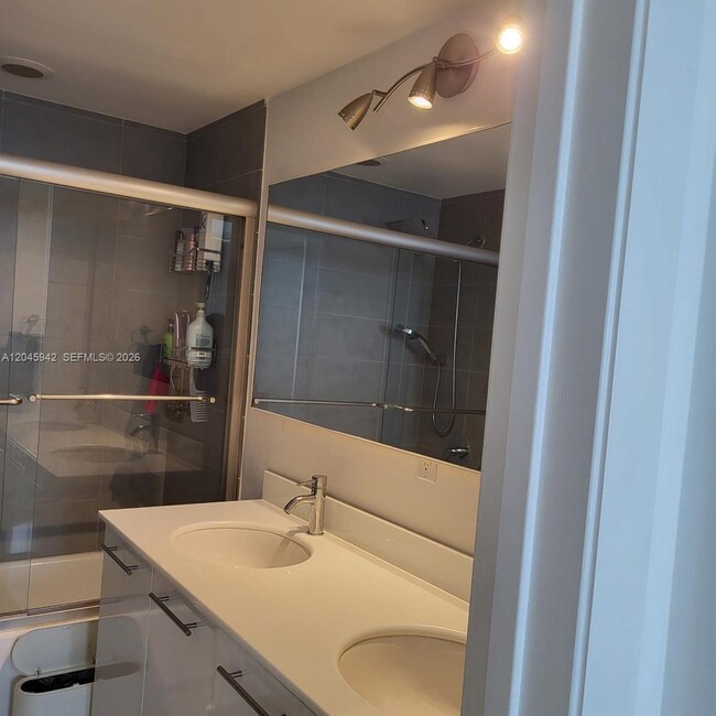 Photo - 92 SW 3rd St Unit 3207