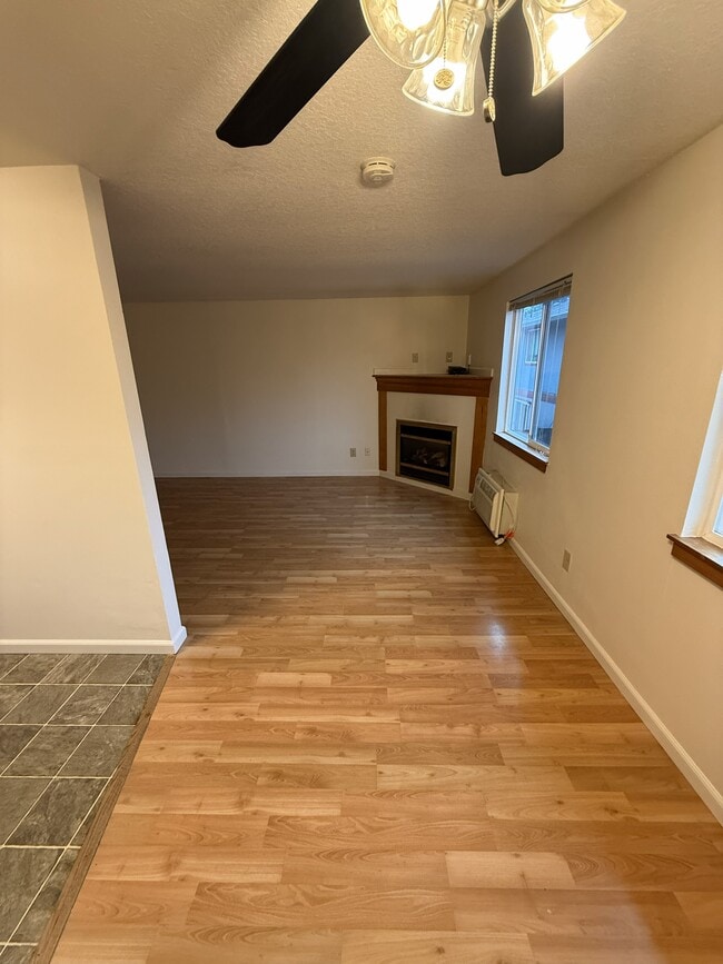 Photo - 2317 SE Division St Unidad 2317