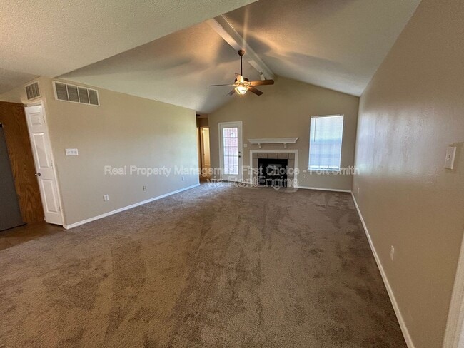 Photo - 775 Mt Harmony Rd