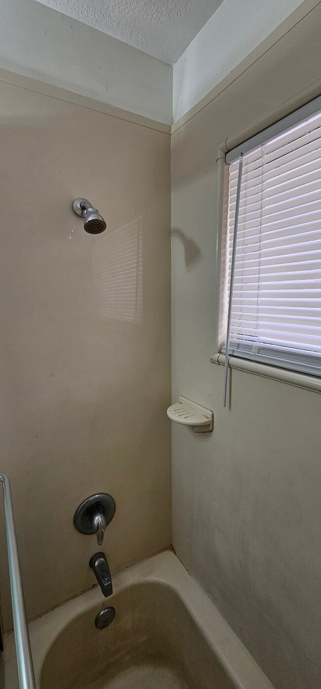 Photo - 7504 E 112th St