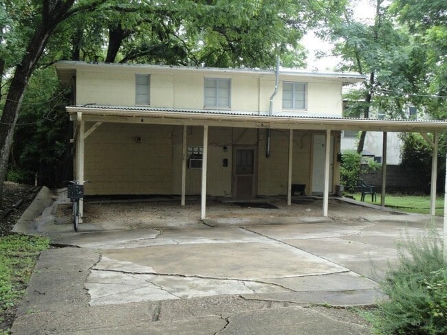 Photo - 3205 Grooms St