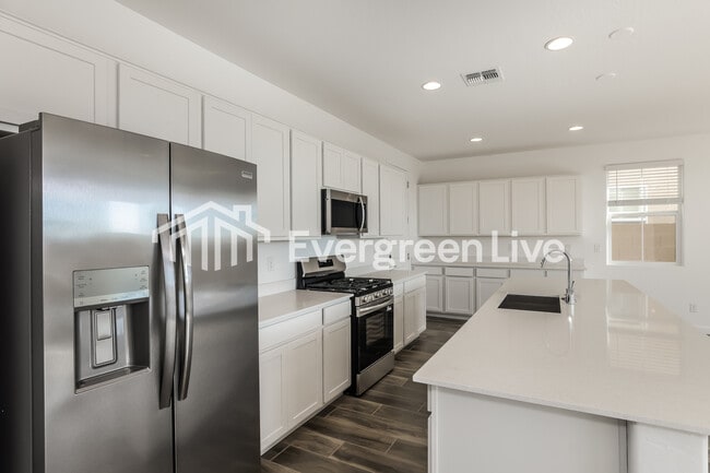 Photo - 10115 E Ulysses Ave