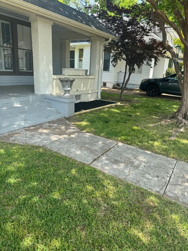 Photo - 2023 Higbee Ave