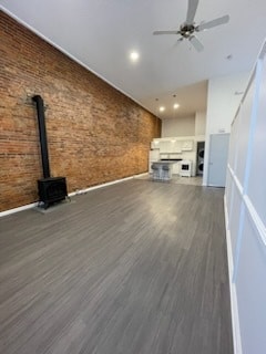 Fireplace and kitchen - The Garland