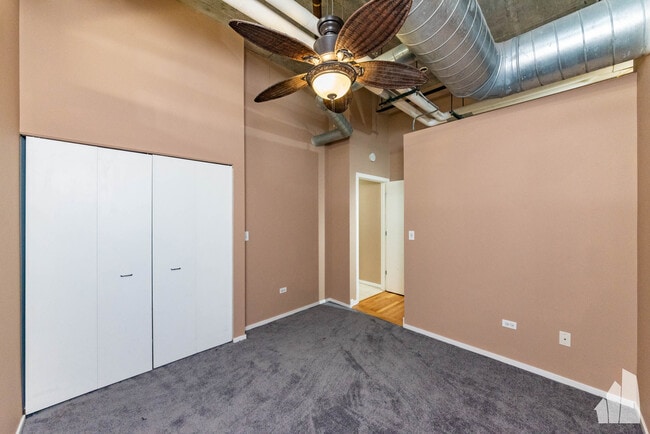 Photo - 933 W Van Buren St Unit 902