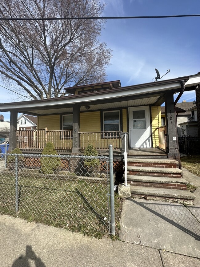 Photo - 4301 W 41st St House