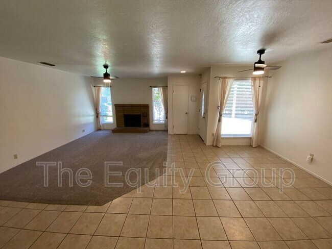 Photo - 1927 S Julieann Ct