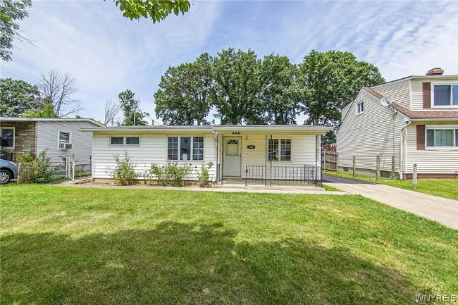 Photo - 222 Dupont Ave