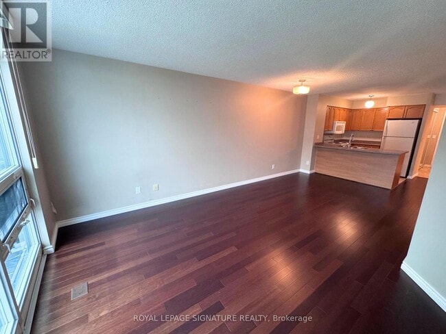 Photo - 219 Fort York Blvd Unit 911