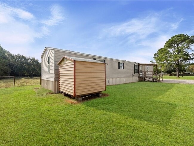 Photo - 3911 County Rd 183