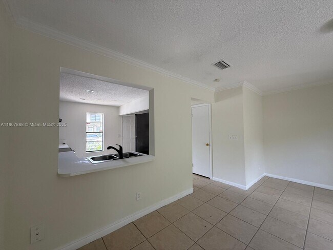 Photo - 5154 Breckenridge Pl Unit 42