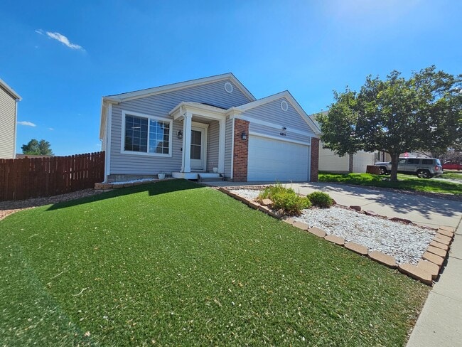 Building Photo - 3 Bed 3 Bath House in 80923!!