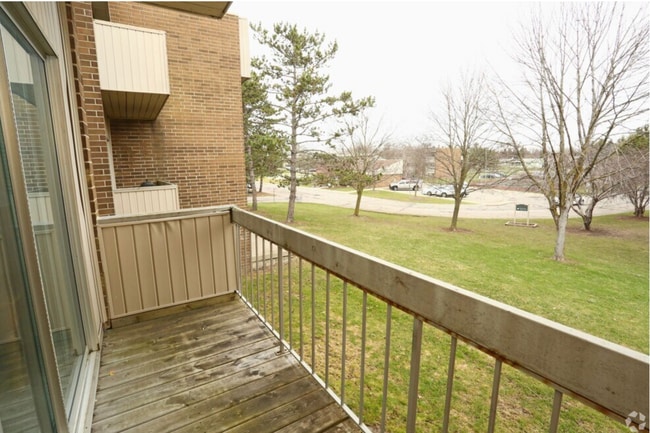 Clover Tree Apartments