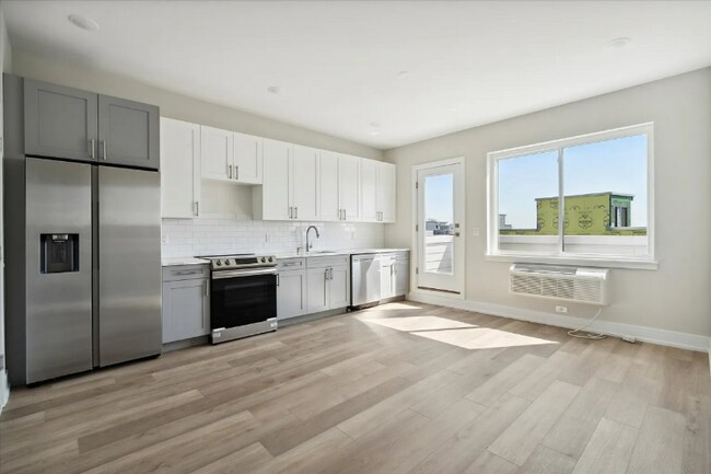 Photo - 2117 Germantown Ave Unidad 227A